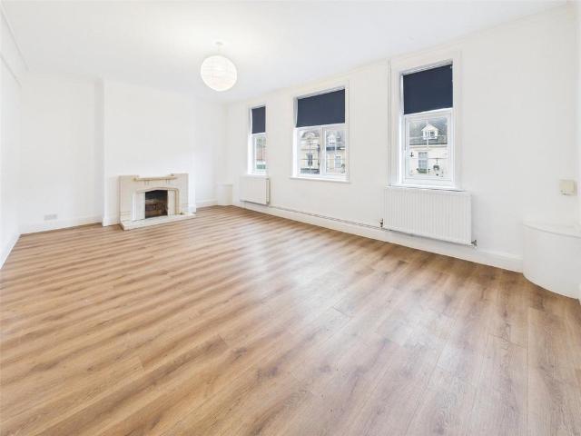 5 bedroom maisonette to rent