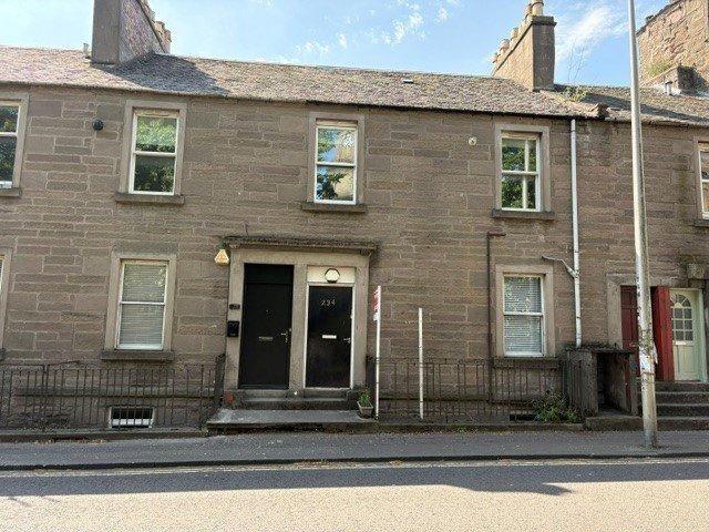 5 bedroom maisonette to rent