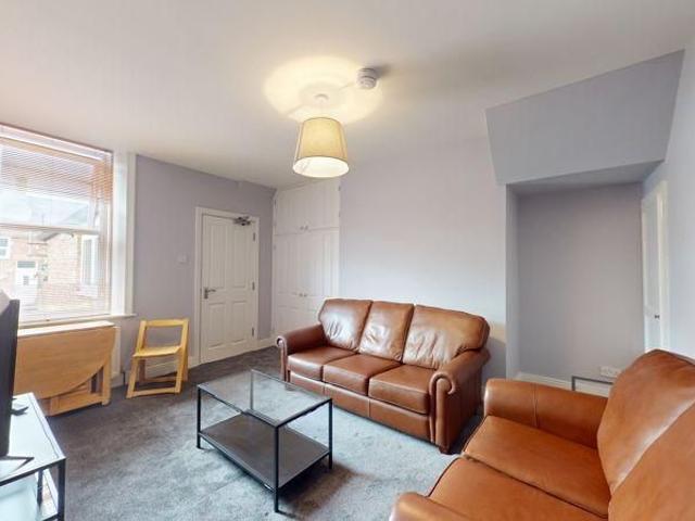 5 bedroom maisonette to rent