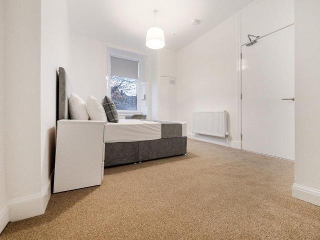 5 bedroom maisonette to rent