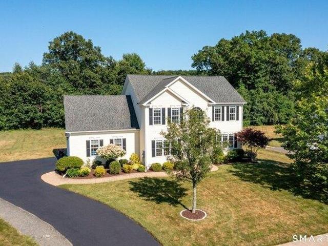 5 bedroom, Manchester CT 06042 104544266