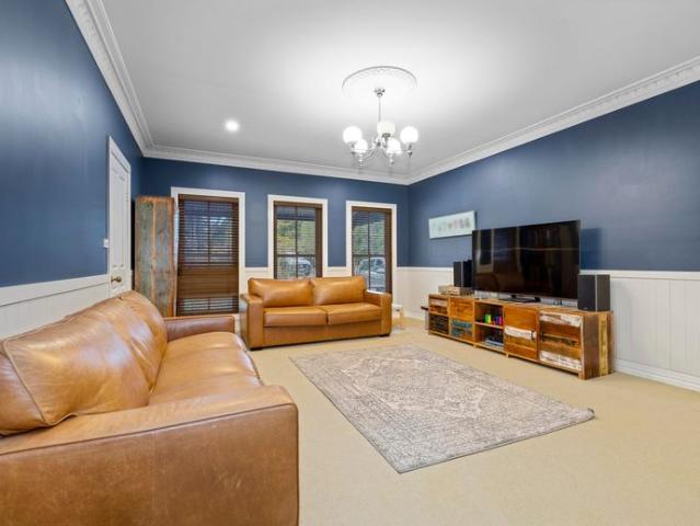 5 bedroom Master built residence with swimming pool