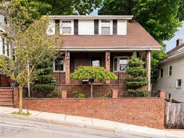 5 bedroom, Medford MA 02155 105575171