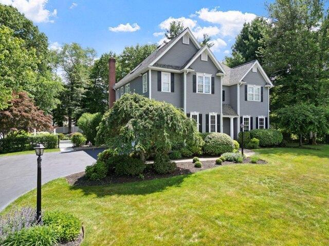 5 bedroom, Medway MA 02053 105632457