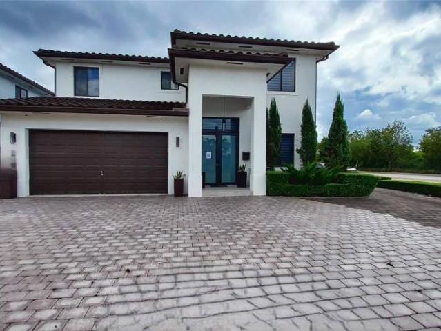 5 bedroom, Miami FL 33175 103337792