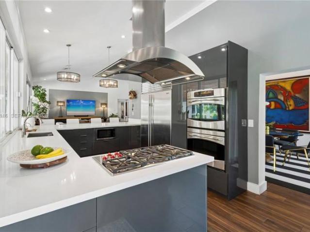 5 bedroom, Miami FL 33176 106192078