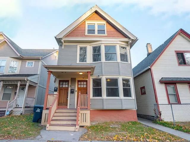 5 bedroom, Milwaukee WI 53212 103453727