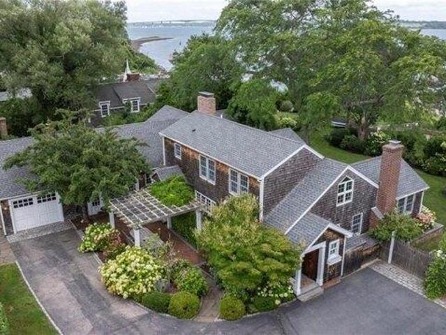 5 bedroom, North Kingstown RI 02874 105630463