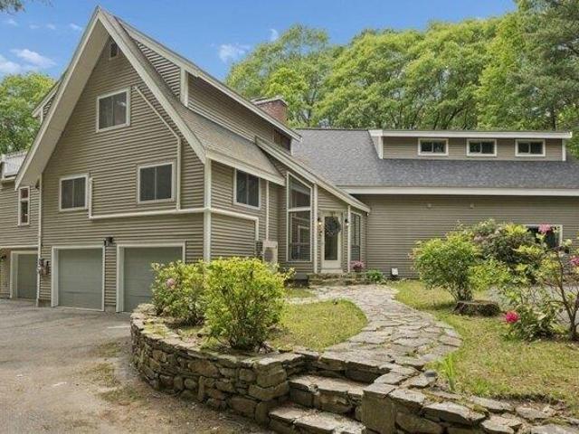 5 bedroom, Northborough MA 01532 104605098