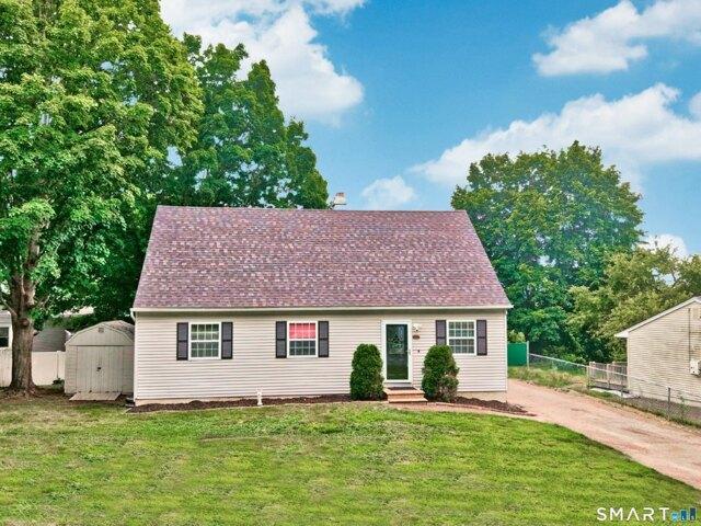 5 bedroom, Naugatuck CT 06770 104686798