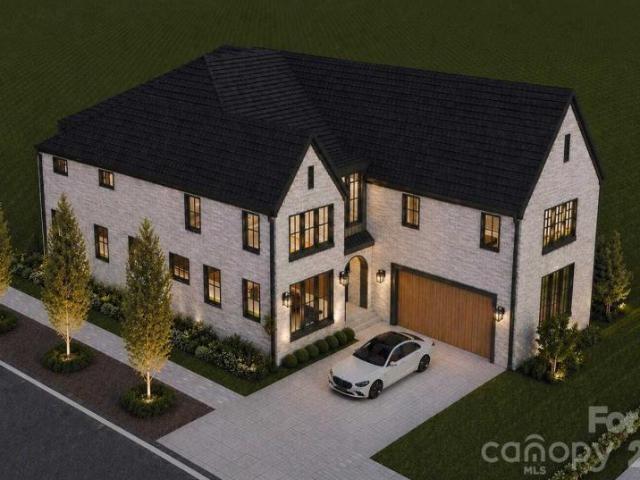 5 bedroom, NC NC 28203 102629589