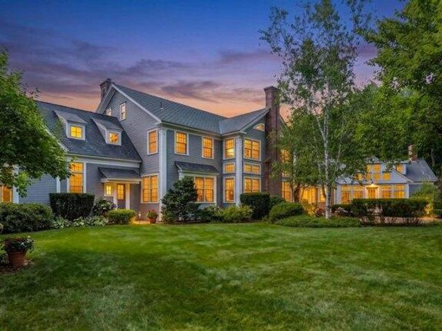 5 bedroom, New London NH 03257 105415418