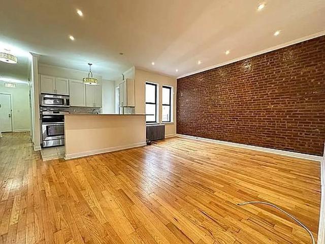 5 bedroom, New York NY 10040 102859788
