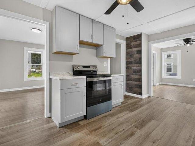 5 bedroom, Newport NH 03773 105614316