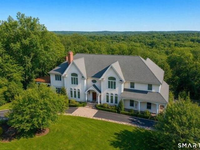 5 bedroom, Newtown CT 06470 105532071