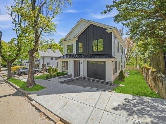 5 bedroom, Newton MA 02464 105386231