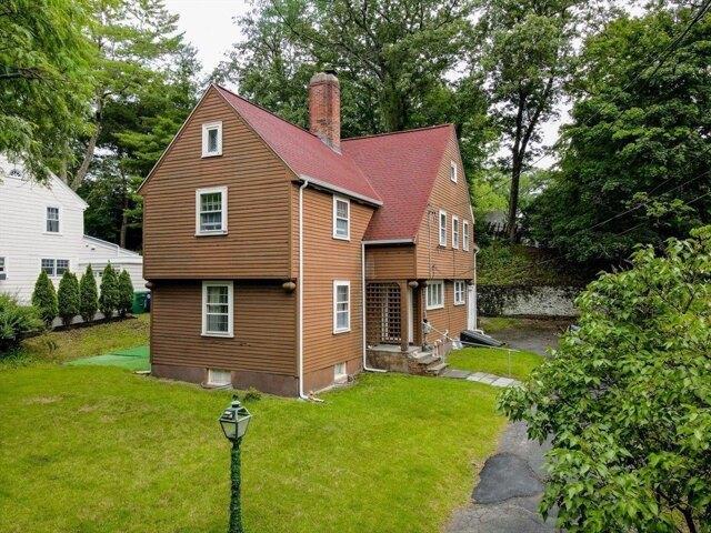 5 bedroom, Newton MA 02466 105404050