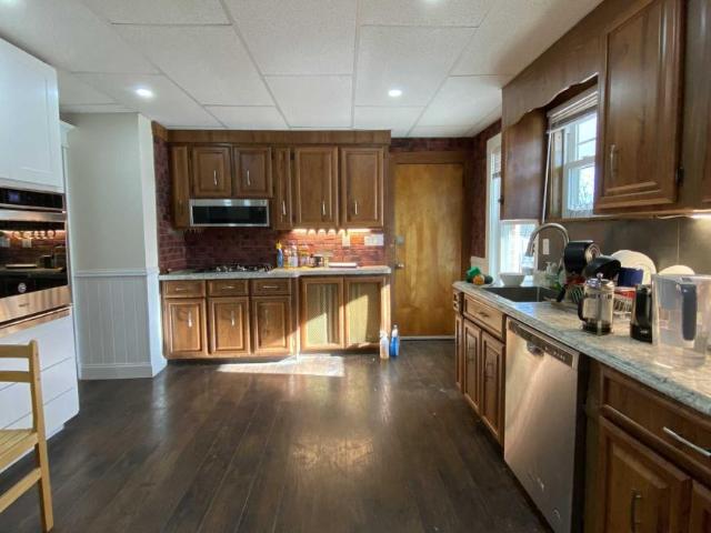 5 bedroom, Newton MA 02467 LS98396399