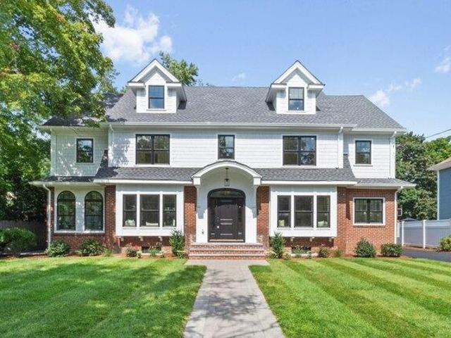 5 bedroom, Newton MA 02460 105534893
