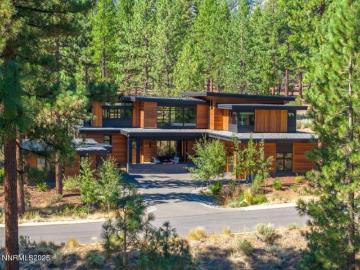 5 bedroom, NV NV 102579003