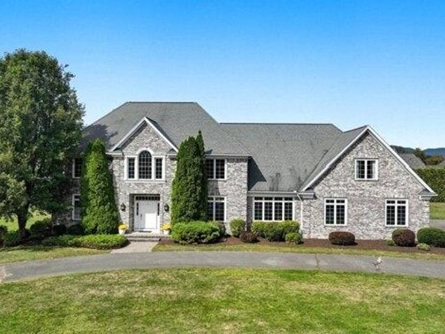 5 bedroom, South Hadley MA 01075 104539094