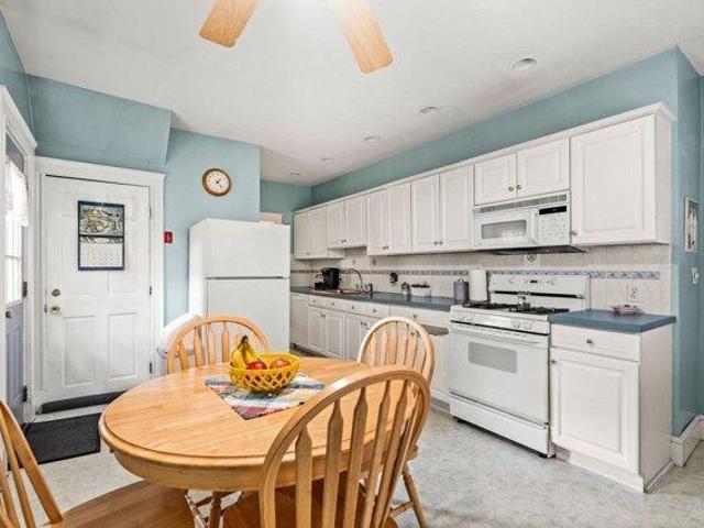 5 bedroom, Somerville MA 02144 105386005