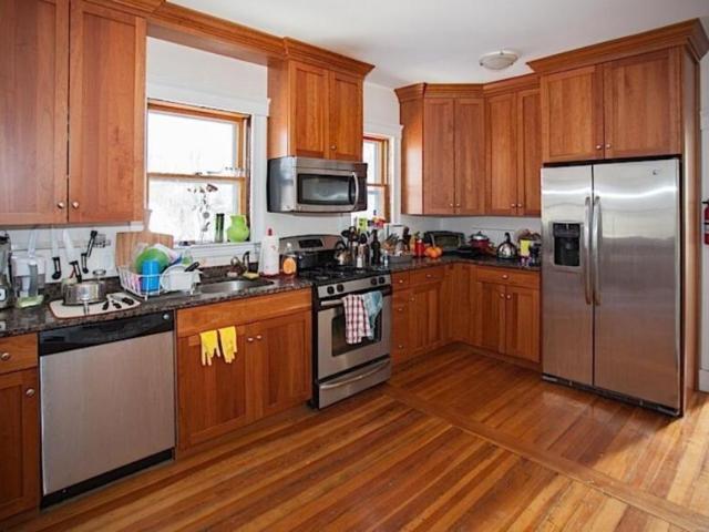 5 bedroom, Somerville MA 02144 LS100703616