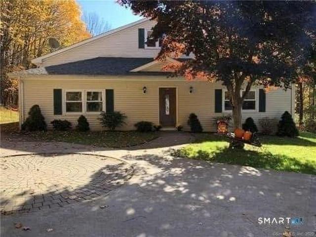 5 bedroom, Somers CT 06071 105441549