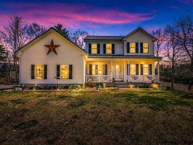 5 bedroom, Sandown NH 03873 104480436