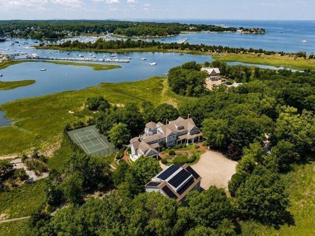 5 bedroom, Scituate MA 02066 104848526