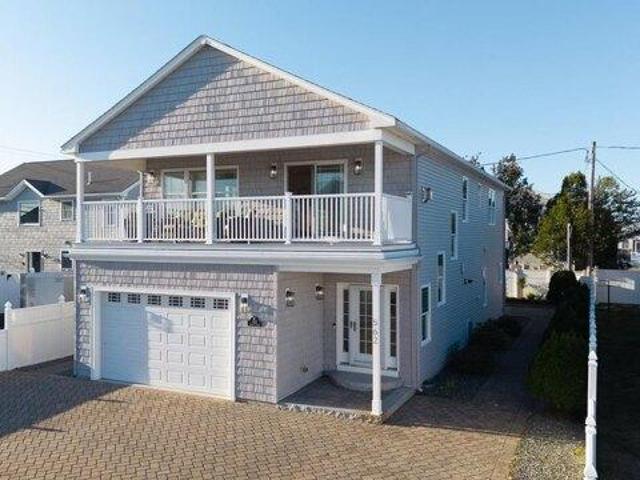 5 bedroom, Seabrook NH 03874 105440876