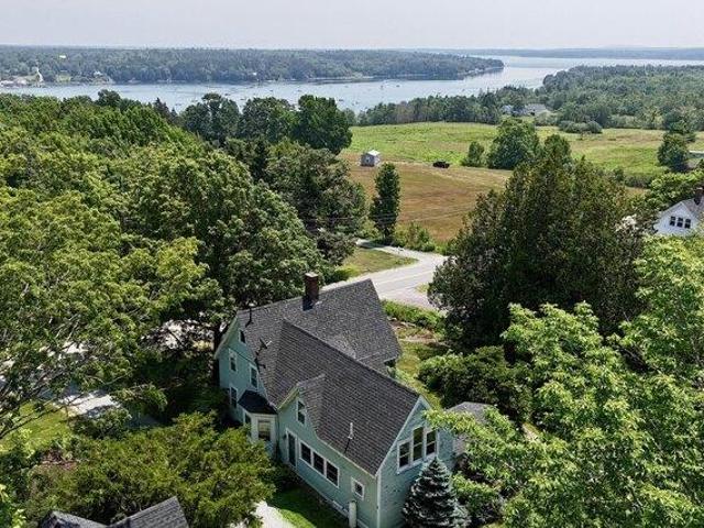 5 bedroom, Sedgwick ME 04676 105829390