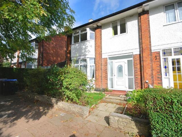 5 Bedroom SEMI DETACHED To Let