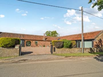 5 bedroom semi detached bungalow for sale