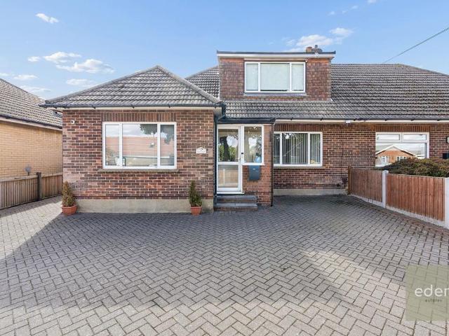 5 bedroom semi detached bungalow for sale