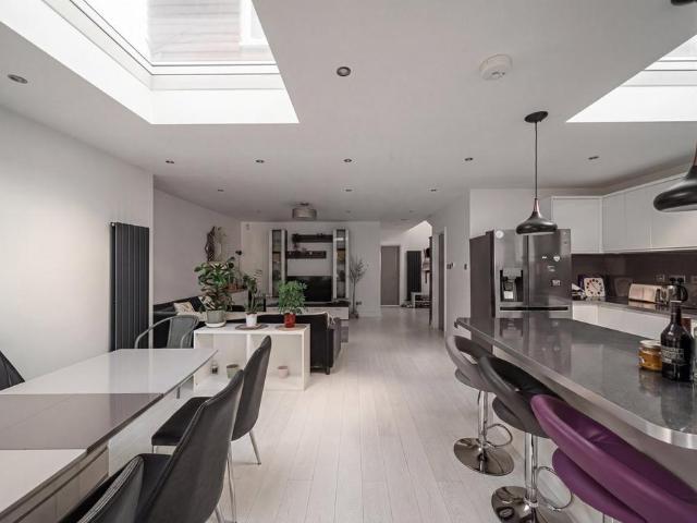 5 bedroom semi detached bungalow for sale