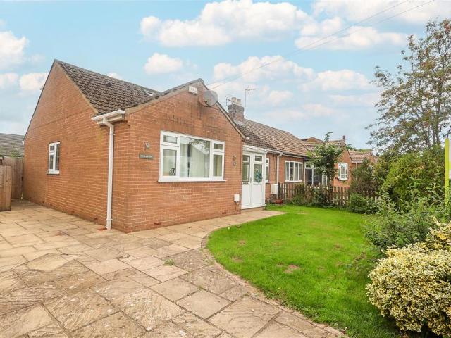 5 bedroom semi detached bungalow for sale