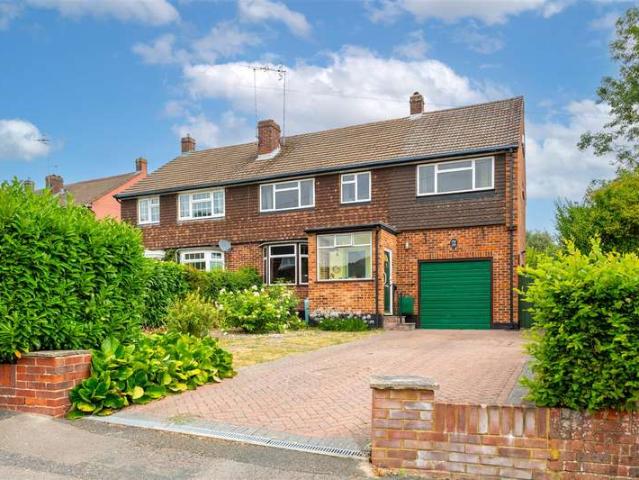 5 Bedroom Semi Detached House