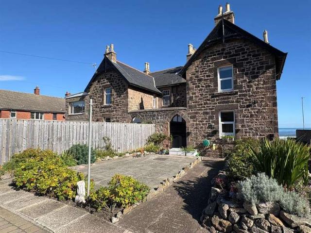 5 Bedroom Semi Detached House