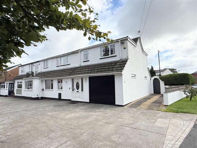 5 Bedroom Semi Detached House
