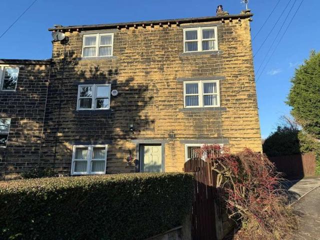 5 Bedroom Semi Detached House