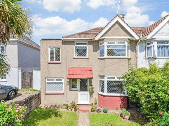 5 Bedroom Semi Detached House