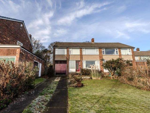 5 Bedroom Semi Detached House