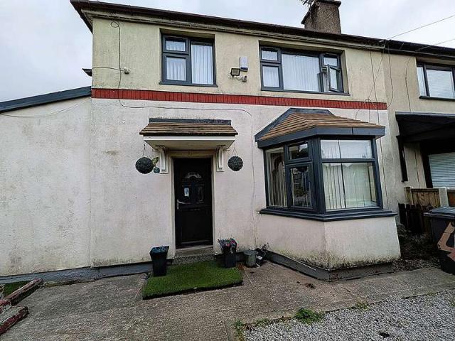 5 Bedroom Semi Detached House