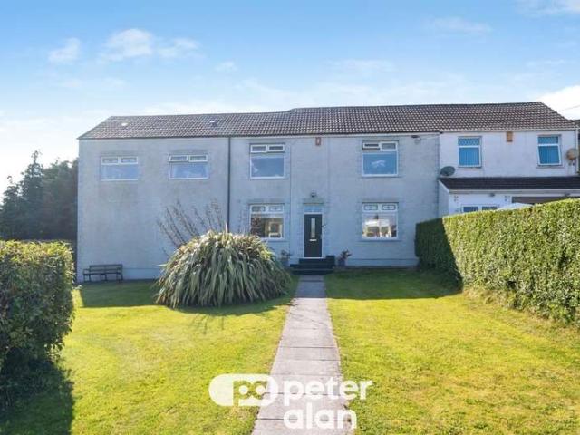 5 Bedroom Semi Detached House