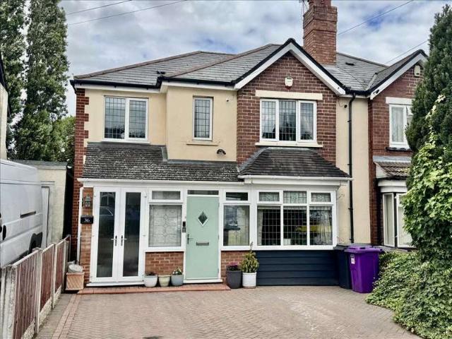 5 Bedroom Semi Detached House