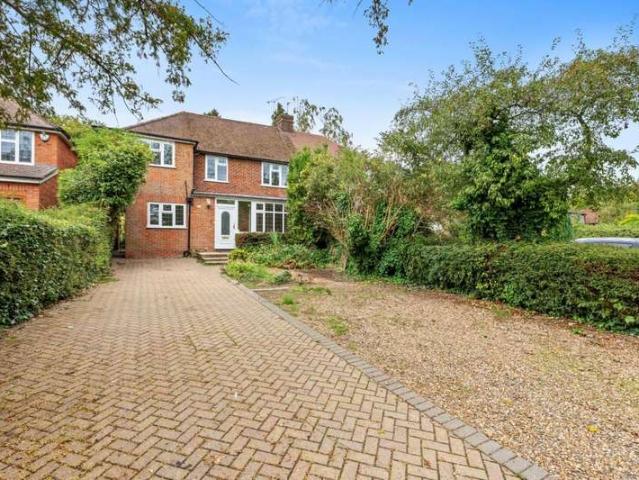 5 Bedroom Semi Detached House