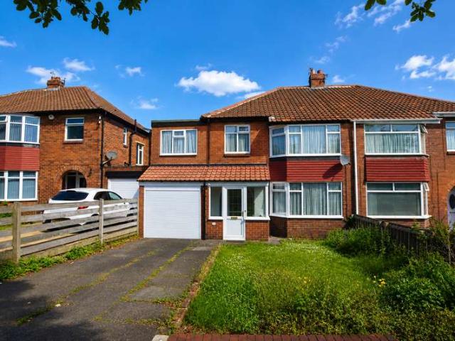 5 Bedroom Semi Detached House