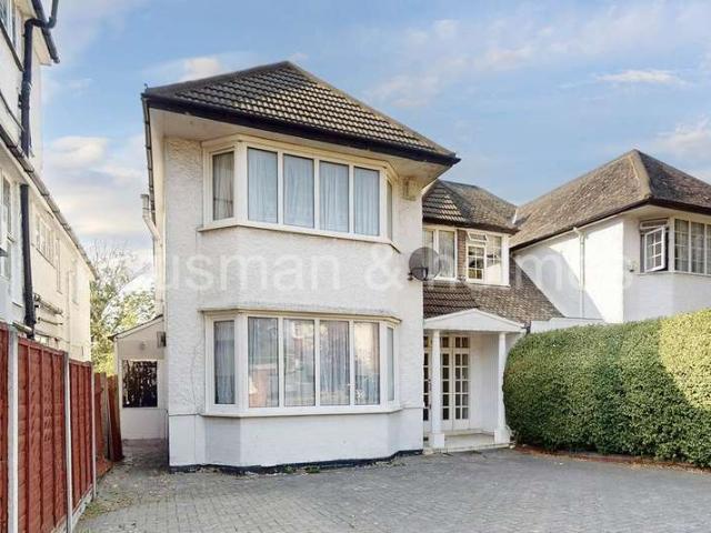 5 Bedroom Semi Detached House