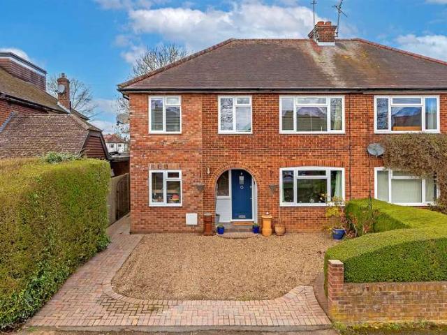 5 Bedroom Semi Detached House